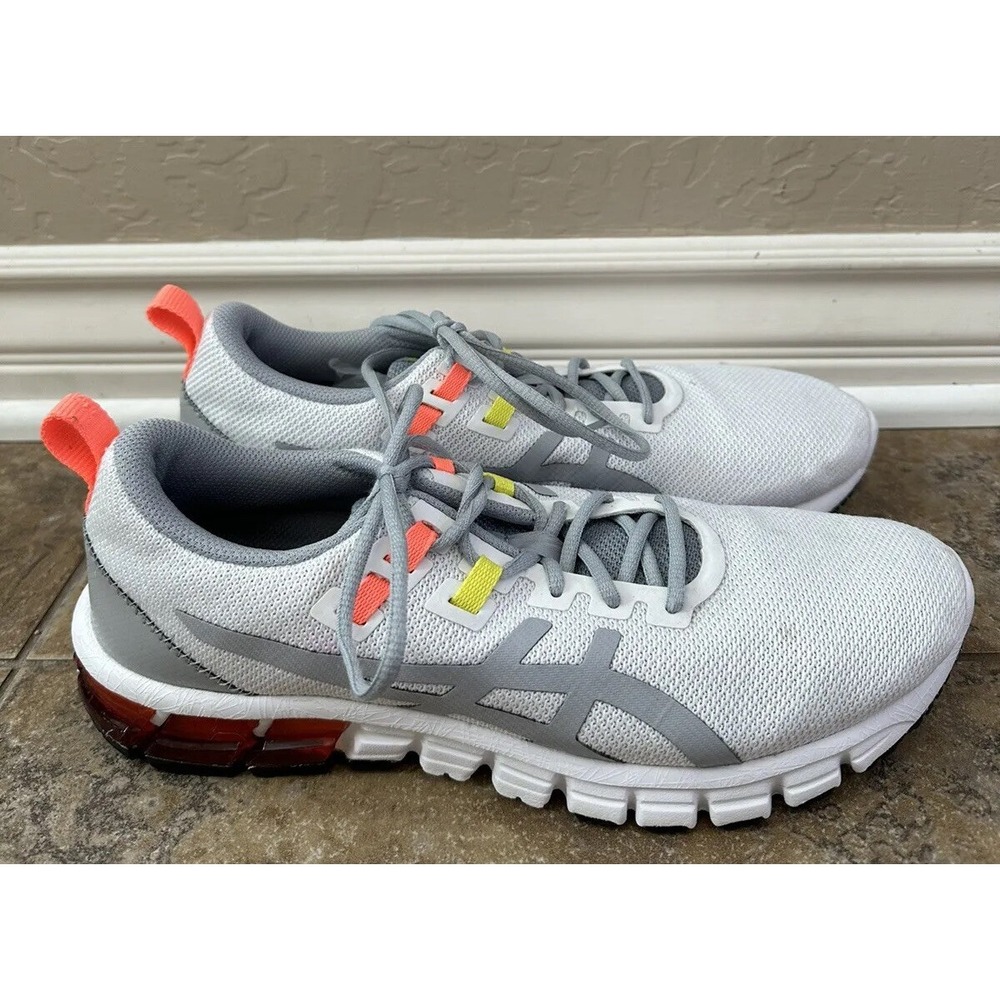 Asics Women's Gel Quantum 90 Running Shoes White/Grey Size 11  Blemish On Shoes